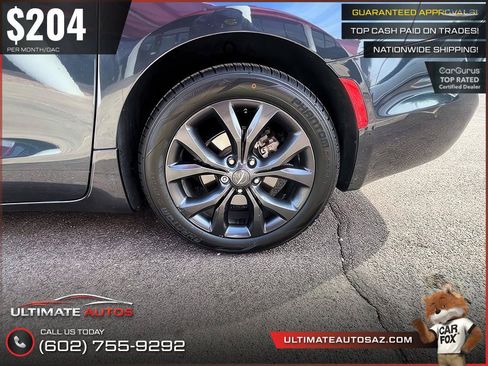 Used 2019 Chrysler Pacifica Touring-L w/ Advanced Safetytec Group FWD image 19