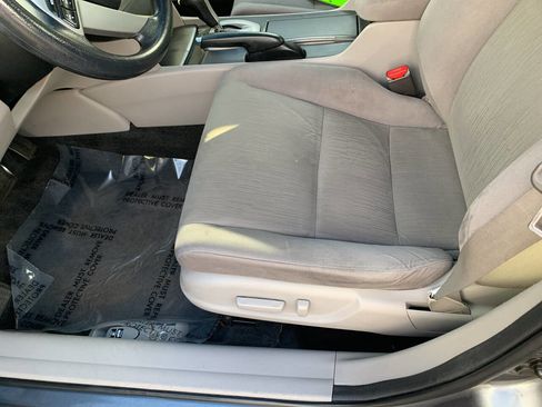 Used 2011 Honda Accord LX-P image 11