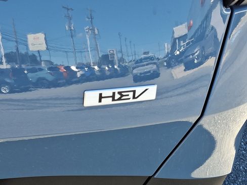 New 2026 Kia Sportage S image 18