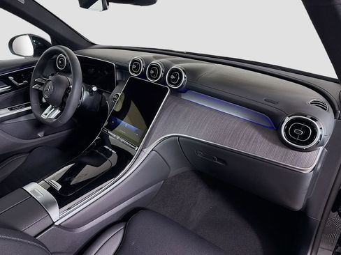 Used 2026 Mercedes-Benz GLC 43 AMG 4MATIC image 29