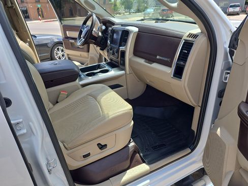 Used 2018 RAM 3500 Laramie AWD/4WD image 38