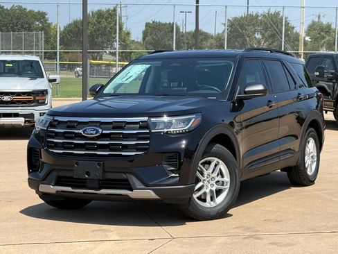 New 2026 Ford Explorer Active RWD image 1