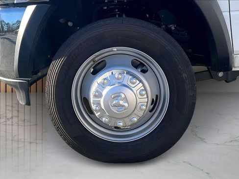 New 2025 RAM 4500 Tradesman w/ Chrome Appearance Group AWD/4WD image 9