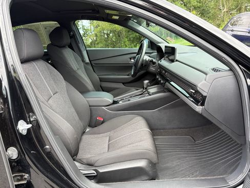 Used 2024 Honda Accord Sport image 28