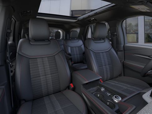 New 2026 Ford Explorer ST-Line AWD/4WD image 10