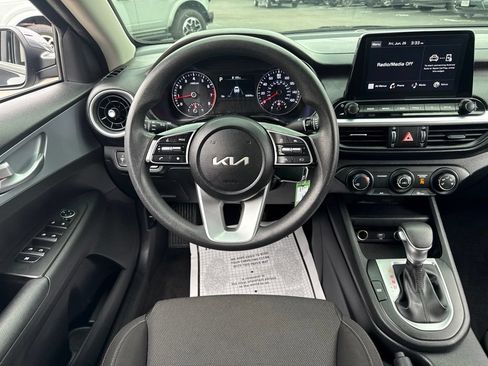 Used 2023 Kia Forte LXS FWD image 10