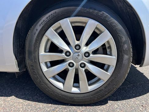 Used 2015 Kia Forte Koup EX image 10