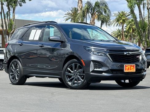 Used 2023 Chevrolet Equinox RS FWD image 1