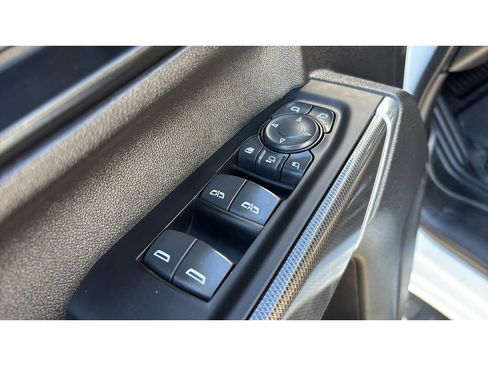 Used 2022 GMC Sierra 2500 AT4 w/ Gooseneck/5TH Wheel Package AWD/4WD image 8