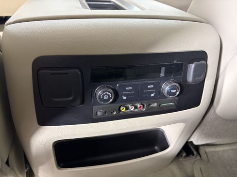 Used 2016 GMC Yukon Denali w/ Open Road Package AWD/4WD image 16