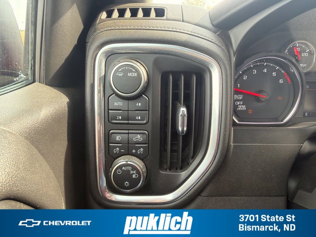 Used 2021 Chevrolet Silverado 1500 RST AWD/4WD image 12