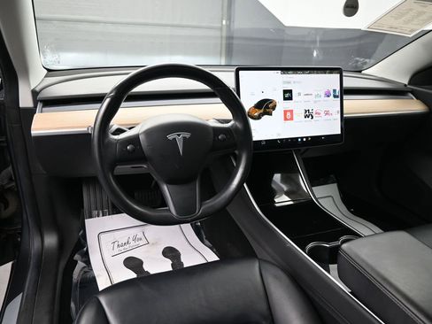 Used 2018 Tesla Model 3 Long Range image 25