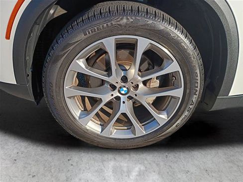Used 2019 BMW X5 xDrive40i w/ Executive Package AWD/4WD image 23