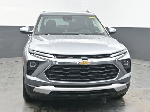 New 2026 Chevrolet TrailBlazer LT w/ Driver Confidence Package FWD image 3