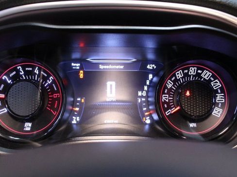 Used 2019 Dodge Challenger R/T w/ Blacktop Package image 22