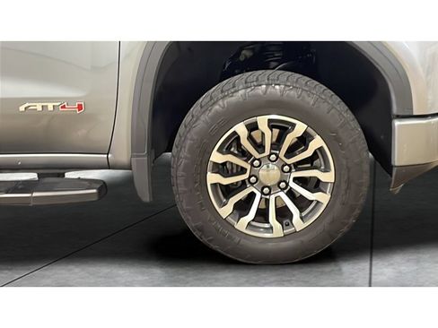 Used 2019 GMC Sierra 1500 AT4 w/ AT4 Premium Package AWD/4WD image 21