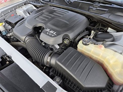 Used 2022 Dodge Challenger GT image 21