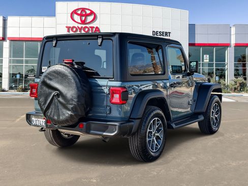 Used 2024 Jeep Wrangler Sport AWD/4WD image 7
