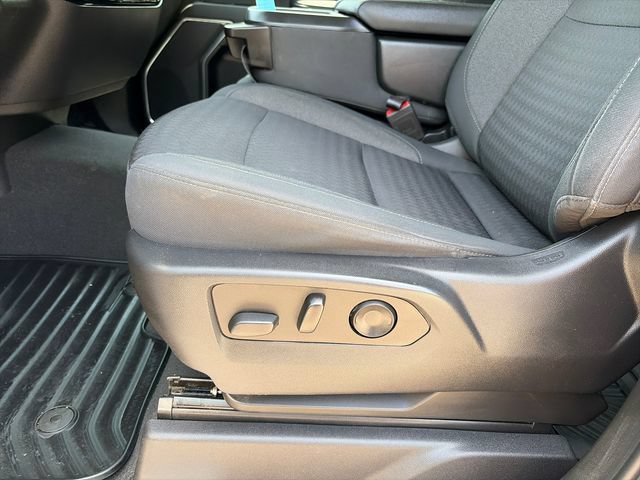 Used 2022 Chevrolet Silverado 1500 LT AWD/4WD image 19