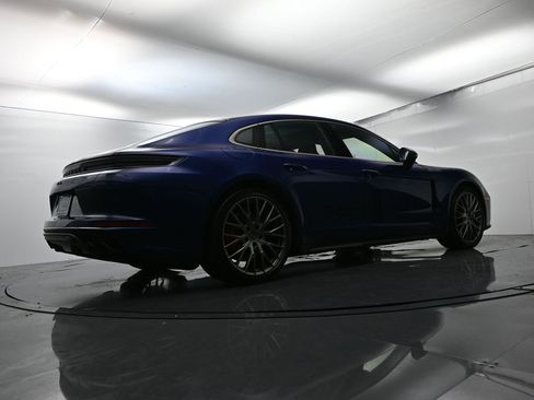 Used 2025 Porsche Panamera Turbo image 55