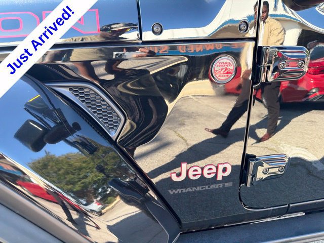 Used 2026 Jeep Wrangler Unlimited Rubicon AWD/4WD image 14