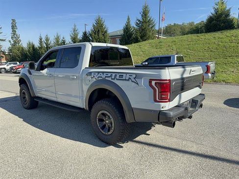 Used 2017 Ford F150 Raptor w/ Equipment Group 802A Luxury AWD/4WD image 3