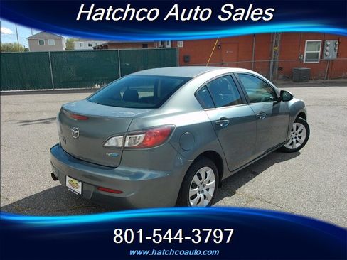 Used 2013 MAZDA MAZDA3 i Sport image 6