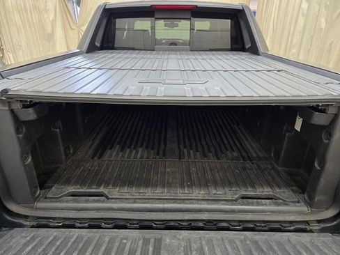 Used 2018 Chevrolet Silverado 1500 LTZ w/ High Desert Package AWD/4WD image 34