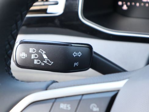 New 2026 Volkswagen Jetta SE image 33