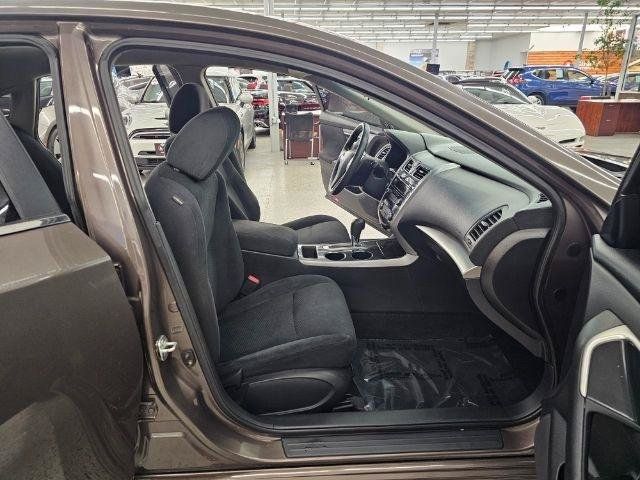 Used 2014 Nissan Altima 2.5 FWD image 10