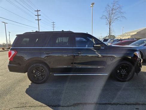 Used 2020 Ford Expedition XLT w/ Equipment Group 202A image 2