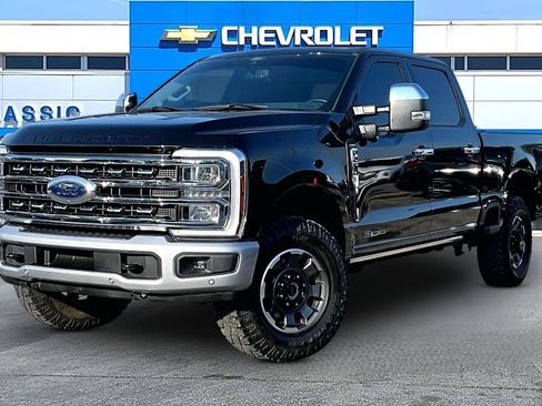 Used 2024 Ford F250 Lariat w/ Lariat Ultimate Package AWD/4WD image 2