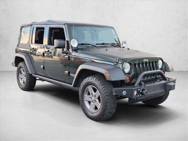 Used 2011 Jeep Wrangler Unlimited Rubicon w/ Connectivity Group AWD/4WD image 3