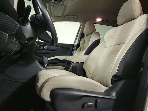 Used 2024 Subaru Ascent Premium w/ Convenience Package image 12