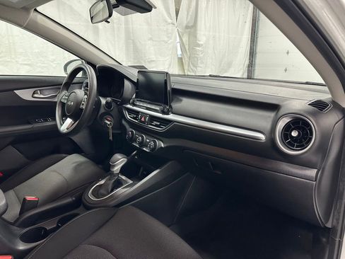 Used 2024 Kia Forte LXS image 52