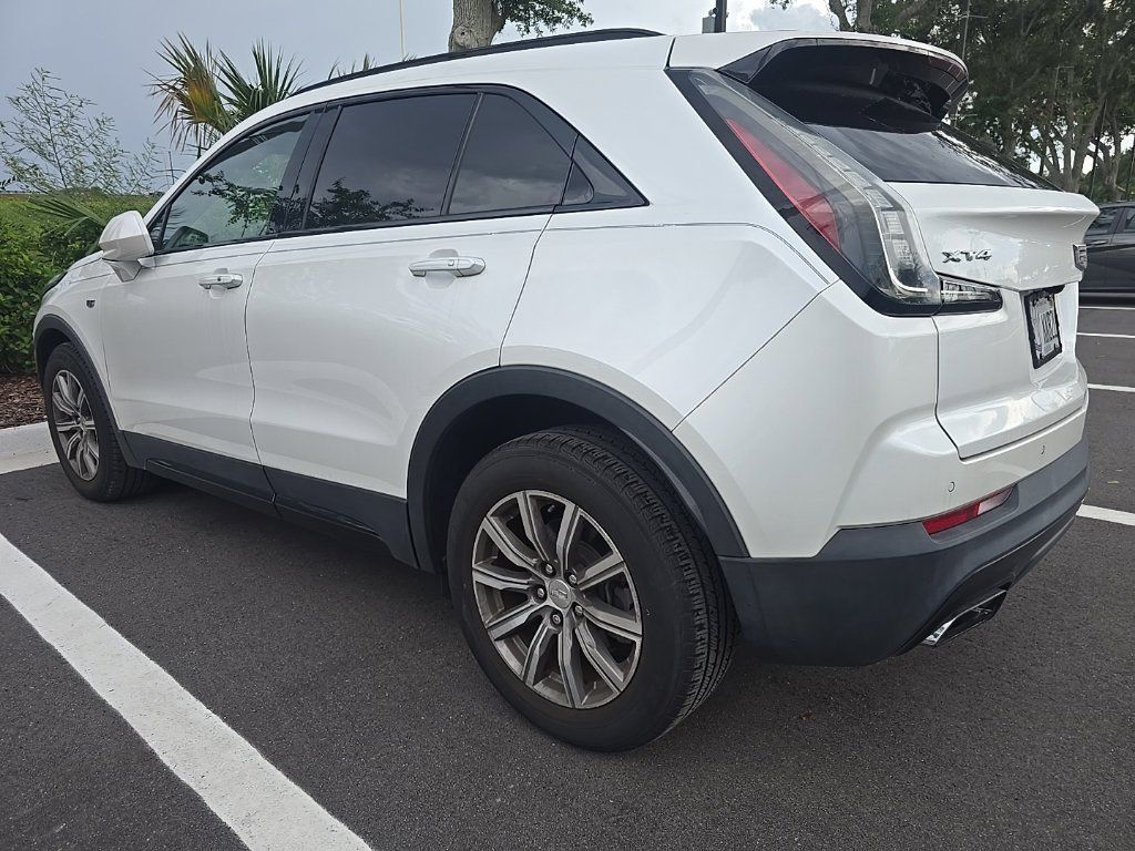 Used 2019 Cadillac XT4 Sport FWD image 3