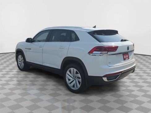 Certified 2023 Volkswagen Atlas Cross Sport SE AWD/4WD image 7