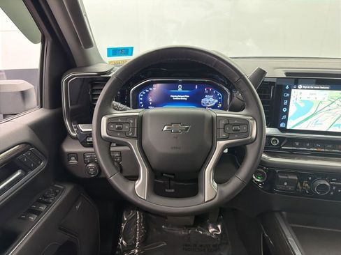 Used 2025 Chevrolet Silverado 2500 LTZ w/ Trail Boss Package AWD/4WD image 8