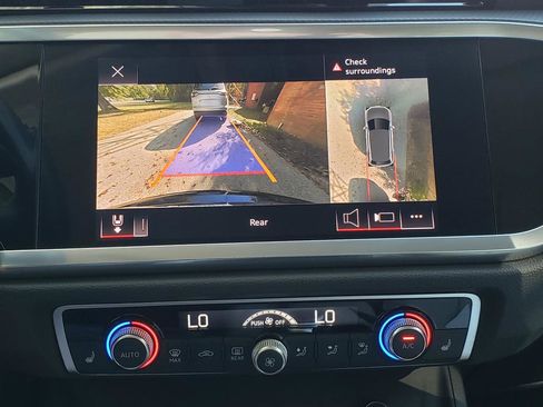 Used 2022 Audi Q3 2.0T Premium Plus w/ Premium Plus Package image 23