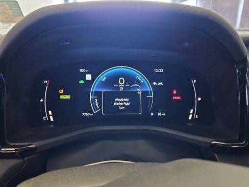 Used 2025 Toyota Camry LE w/ Convenience Package FWD image 8