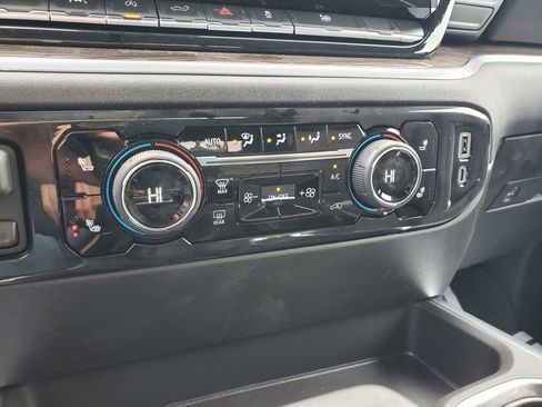 New 2026 Chevrolet Silverado 1500 RST w/ Rally Edition AWD/4WD image 26