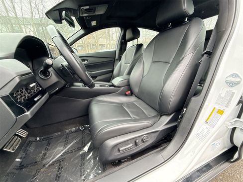 Used 2023 Honda Accord Sport image 13