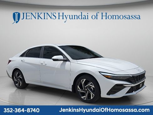 New 2026 Hyundai Elantra Limited FWD image 2