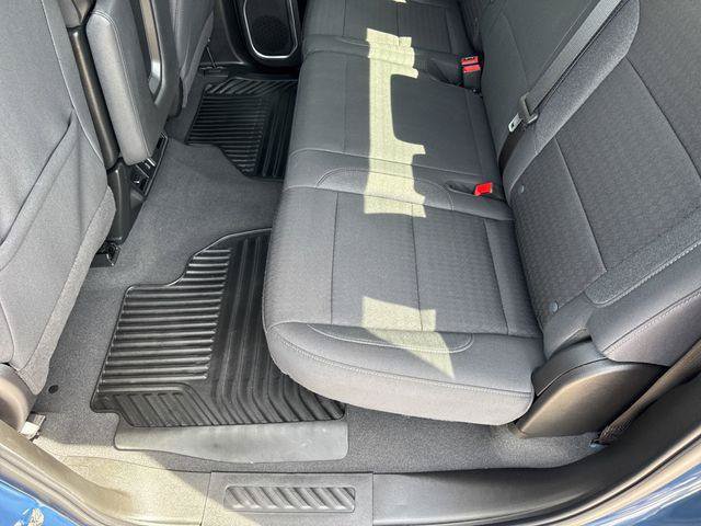 Used 2024 Chevrolet Silverado 1500 LT AWD/4WD image 23