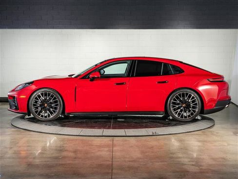 Certified 2025 Porsche Panamera image 2