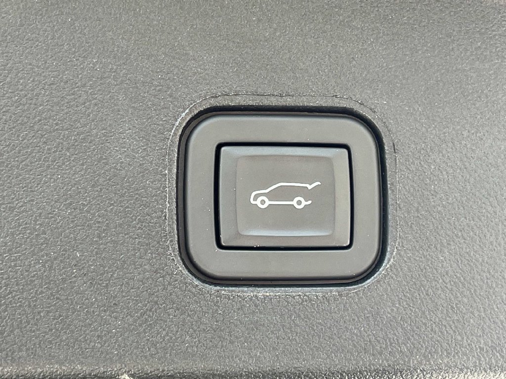 Certified 2024 Cadillac Lyriq Luxury w/ LPO, Floor Liner Package AWD/4WD image 13