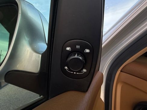 Used 2003 Porsche Cayenne S image 55