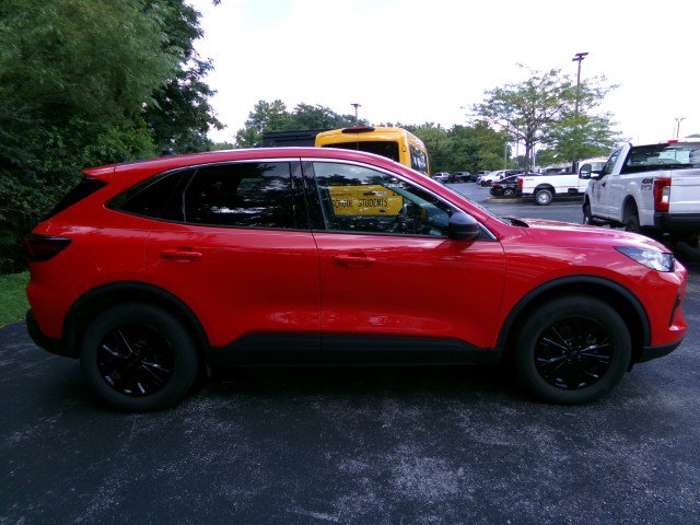 Used 2024 Ford Escape Active AWD/4WD image 10