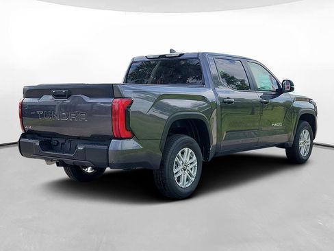 New 2026 Toyota Tundra SR5 w/ SR5 Premium Package AWD/4WD image 4
