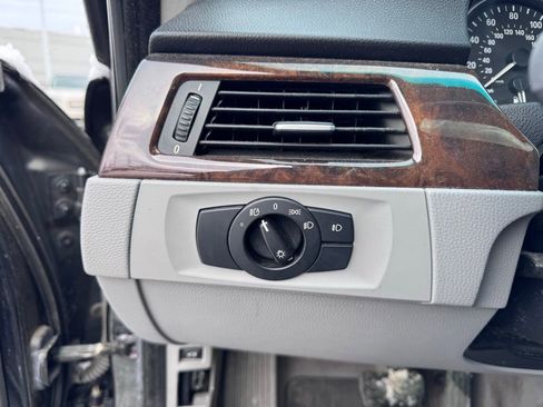 Used 2007 BMW 328xi Sedan image 22